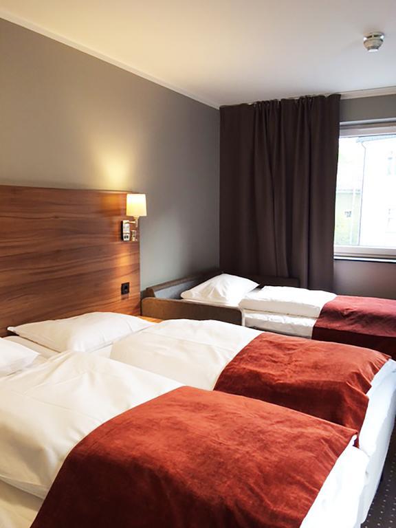Thon Partner Hotel Otta Luaran gambar